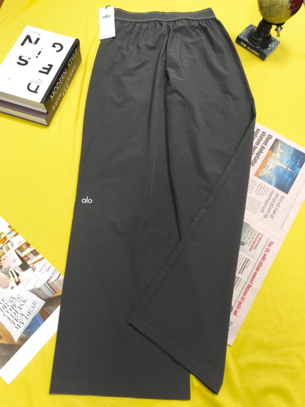 Dark Grey ALO Yoga High/Low Rise Wide Leg Pants Regular🥥Chic Everyday Trouser🍂 - Picture 3 of 7